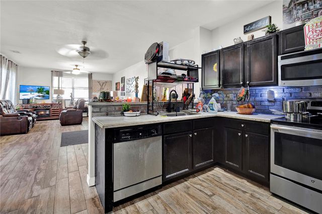 560 SE 33rd Ter, Homestead, FL 33033