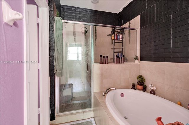 560 SE 33rd Ter, Homestead, FL 33033