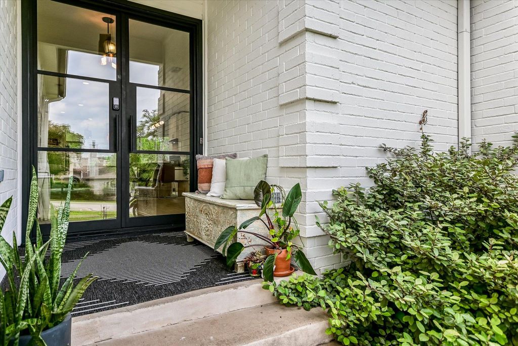 621 Peterson LN, Lakeway, TX 78734