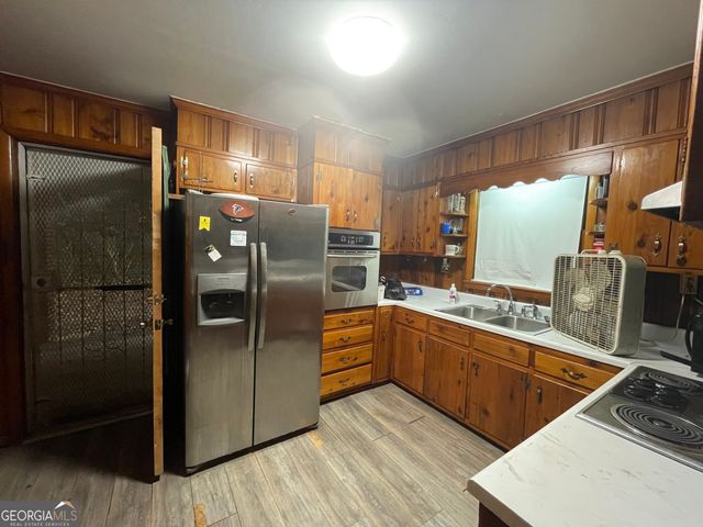 2525 Stone Road, East Point, GA 30344