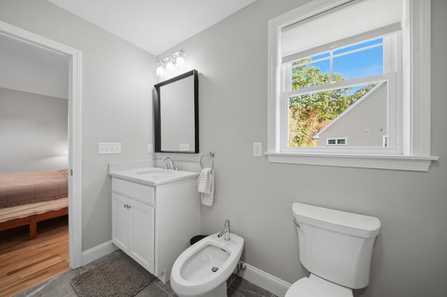 23 Liberty Lantern Lane, Fremont, NH 03044