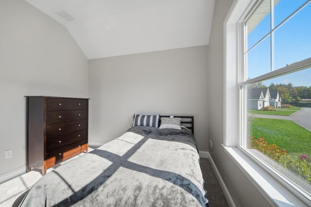 23 Liberty Lantern Lane, Fremont, NH 03044
