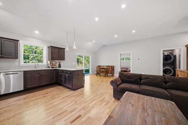 23 Liberty Lantern Lane, Fremont, NH 03044