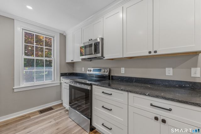 238 Isinglass Road, Shelton, CT 06484