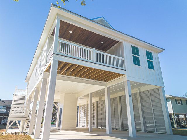 44 Fiber Street, Bay Saint Louis, MS 39520