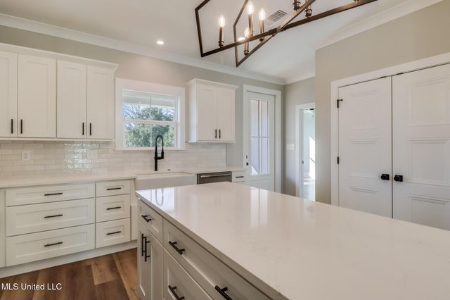 44 Fiber Street, Bay Saint Louis, MS 39520