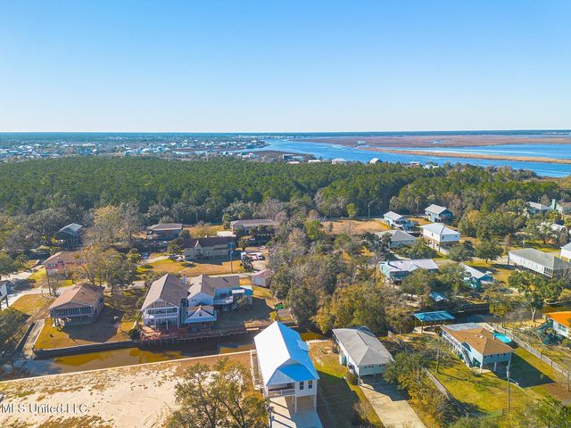 44 Fiber Street, Bay Saint Louis, MS 39520