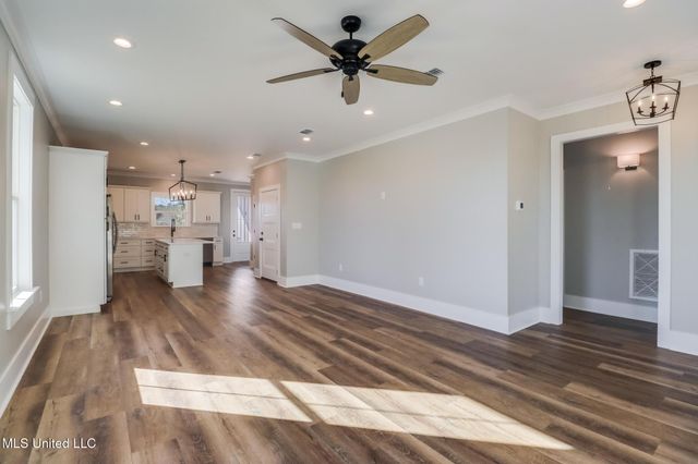 44 Fiber Street, Bay Saint Louis, MS 39520