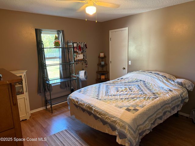 649 Waterside Road SE, Palm Bay, FL 32909