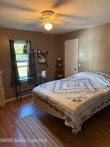 649 Waterside Road SE, Palm Bay, FL 32909