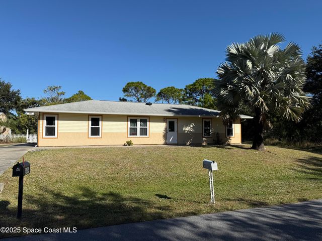 649 Waterside Road SE, Palm Bay, FL 32909