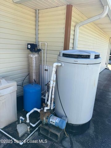 649 Waterside Road SE, Palm Bay, FL 32909