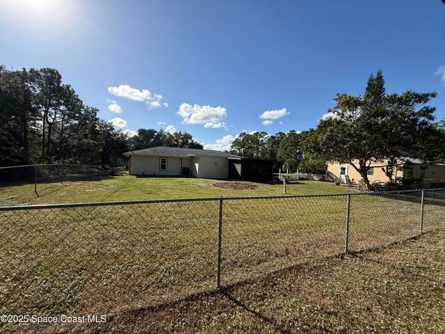649 Waterside Road SE, Palm Bay, FL 32909