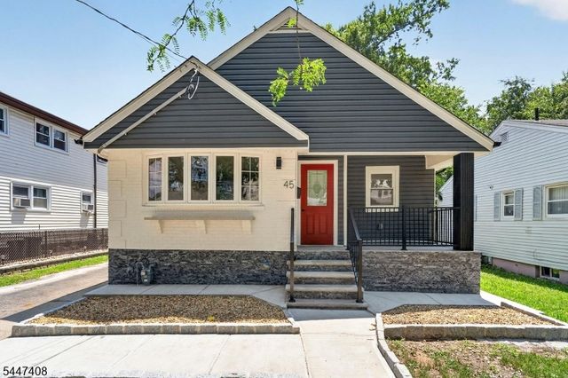 45 Adams St, Clifton City, NJ 07011