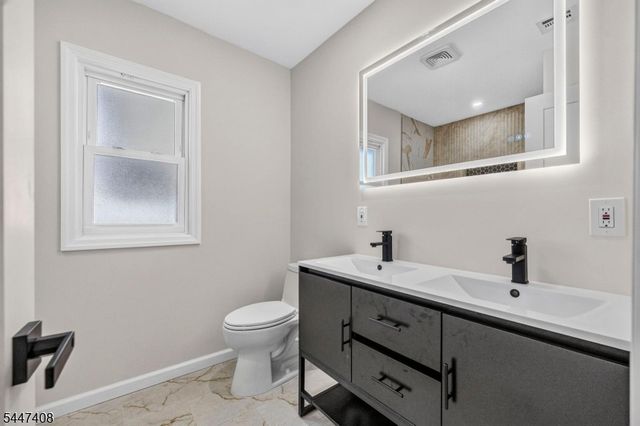 45 Adams St, Clifton City, NJ 07011