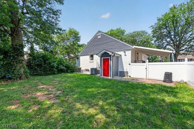 45 Adams St, Clifton City, NJ 07011