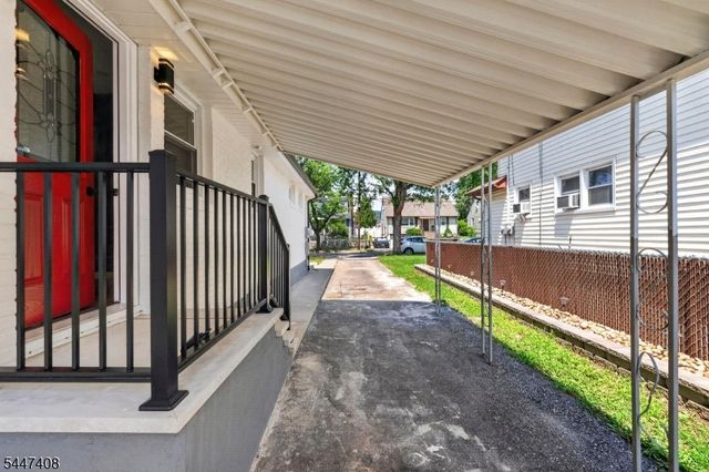 45 Adams St, Clifton City, NJ 07011