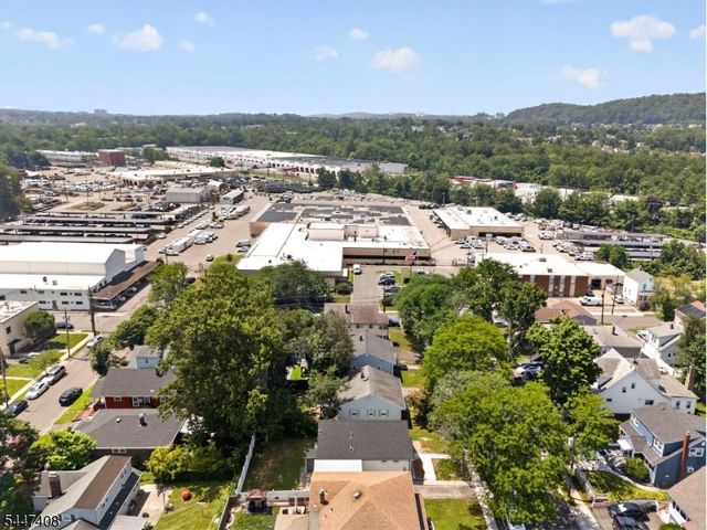 45 Adams St, Clifton City, NJ 07011