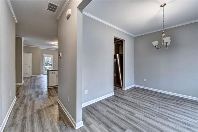2802 Laurel Ridge Circle, Atlanta, GA 30344