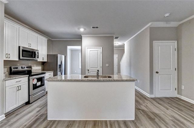 2802 Laurel Ridge Circle, Atlanta, GA 30344