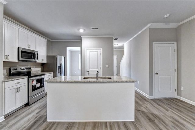 2802 Laurel Ridge Circle, Atlanta, GA 30344
