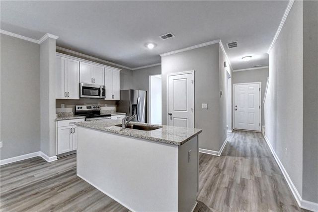 2802 Laurel Ridge Circle, Atlanta, GA 30344