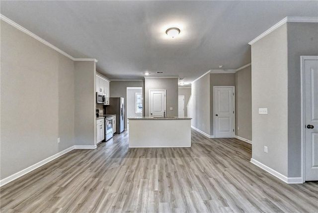 2802 Laurel Ridge Circle, Atlanta, GA 30344