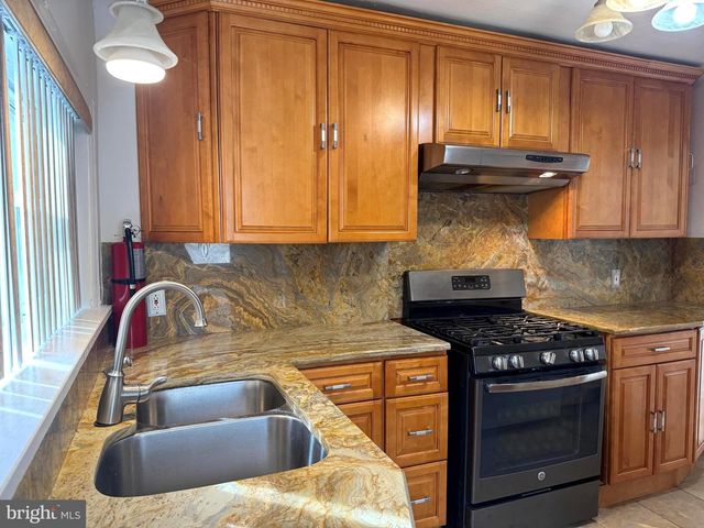 1235 HADDONFIELD BERLIN RD, Voorhees, NJ 08043