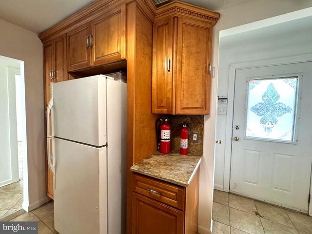 1235 HADDONFIELD BERLIN RD, Voorhees, NJ 08043