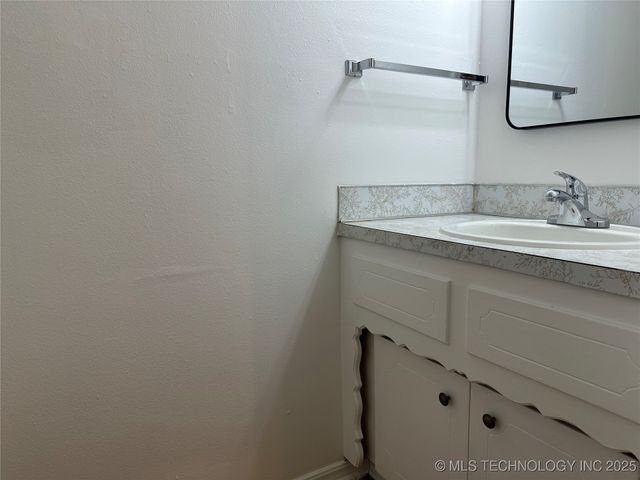 12621 E 16th Street, Tulsa, OK 74128