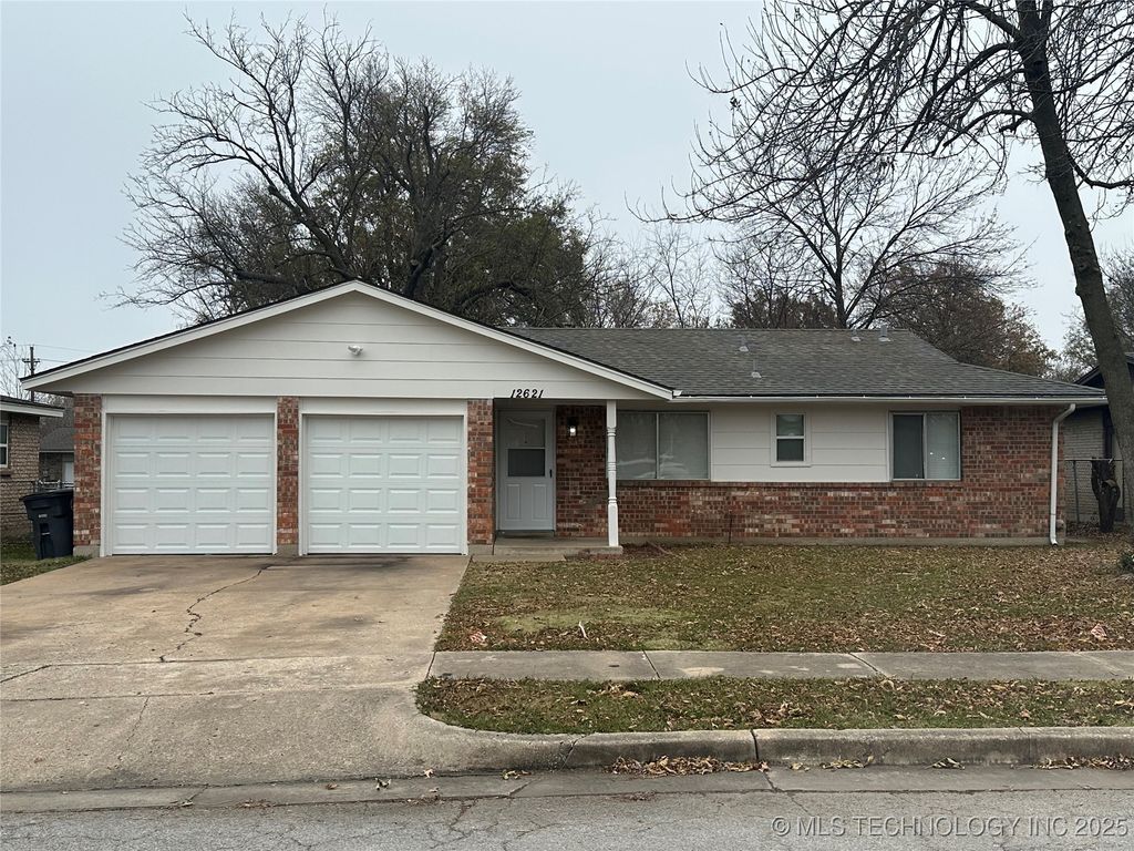 12621 E 16th Street, Tulsa, OK 74128
