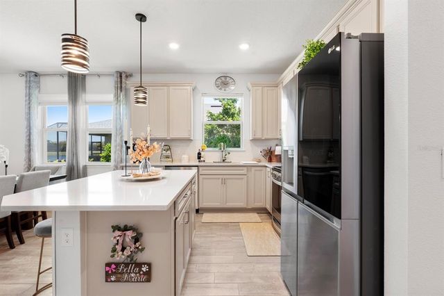 6206 MOORING LINE CIRCLE, Apollo Beach, FL 33572