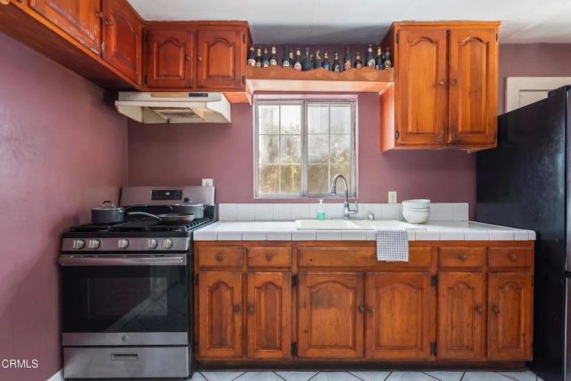 6137 Annan Way, Los Angeles, CA 90042
