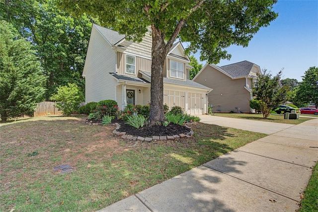 90 Darbys Run Court, Hiram, GA 30141