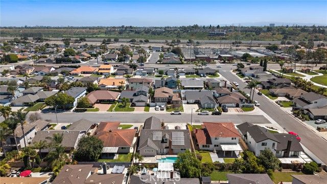 21191 Binghampton, Huntington Beach, CA 92646