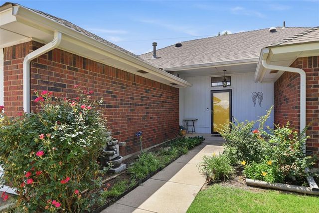 10101 Donna Court, Oklahoma City, OK 73162
