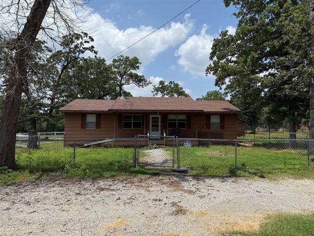 7719 County Road 233, Centerville, TX 75833