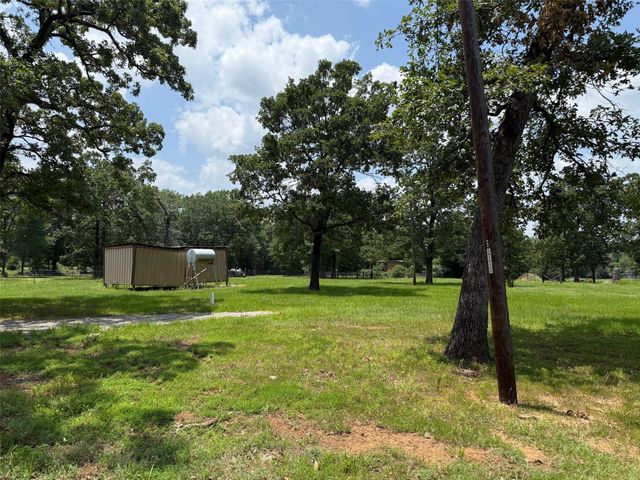 7719 County Road 233, Centerville, TX 75833