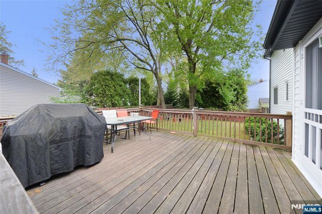 5-15 Dorothy Street, Fair Lawn, NJ 07410