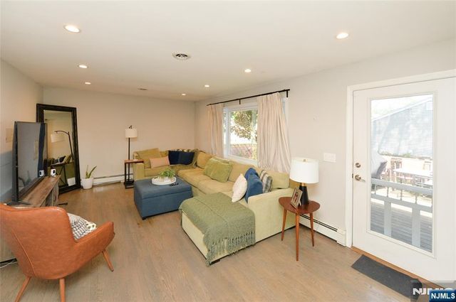 5-15 Dorothy Street, Fair Lawn, NJ 07410