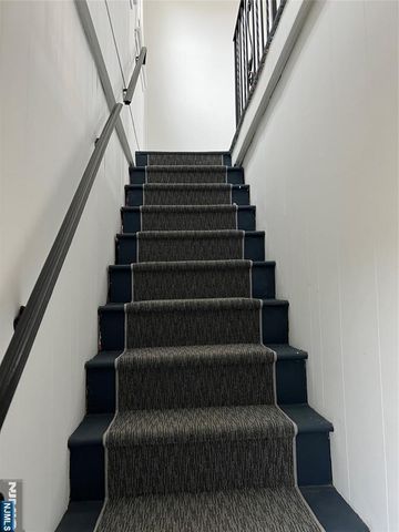 36 Edison Street, Bloomfield, NJ 07003