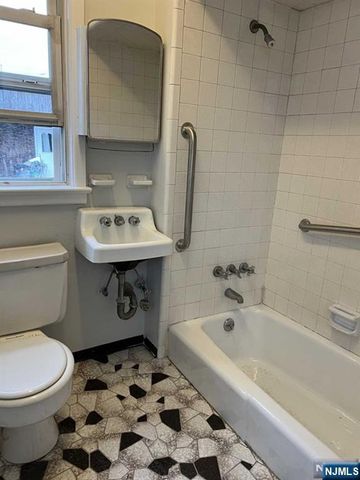 36 Edison Street, Bloomfield, NJ 07003