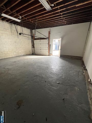 36 Edison Street, Bloomfield, NJ 07003