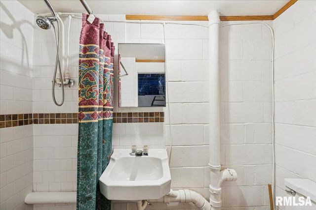 2314 255TH Street, Grand Mound, IA 52751