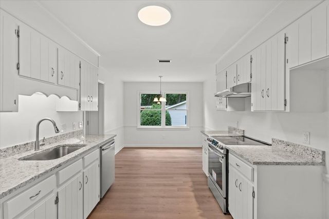 925 Clearmont Drive, Dothan, AL 36301