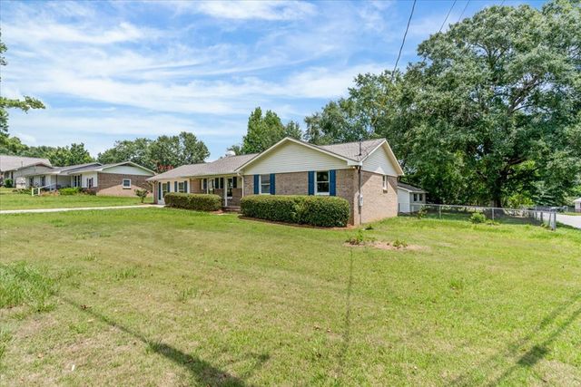 925 Clearmont Drive, Dothan, AL 36301