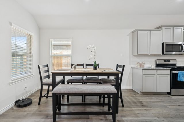 9721 Tinsley Street, Aubrey, TX 76227