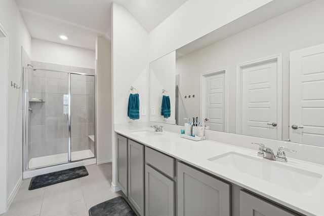 9721 Tinsley Street, Aubrey, TX 76227