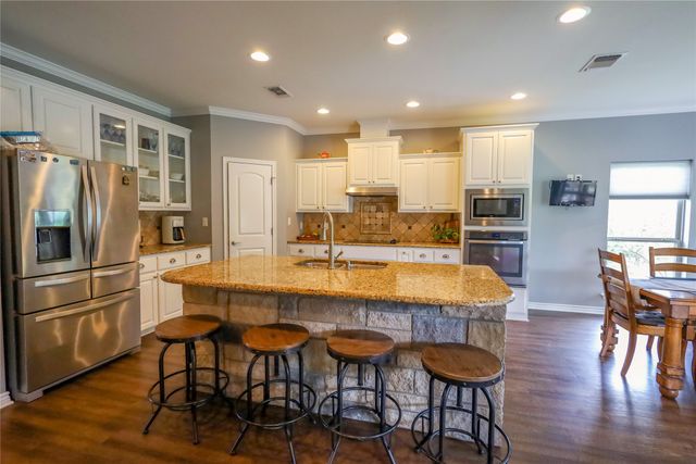 5123 Sudderth LN, Early, TX 76802