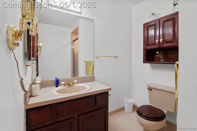 15487 Orchard Ridge Drive, Clinton Township, MI 48038